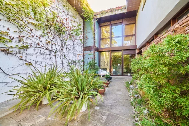 Casa con jardín interior en la Ametlla del Vallès - Immotècnics