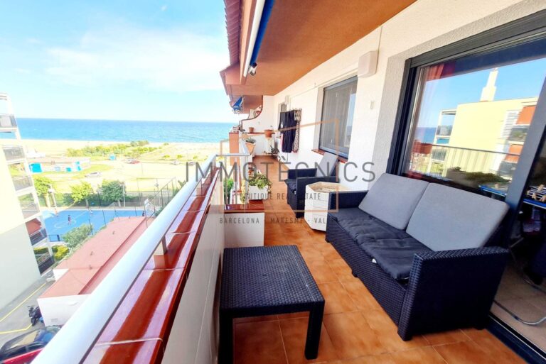 Vivienda a primera linea de playa - Arenys de Mar - Immotècnics