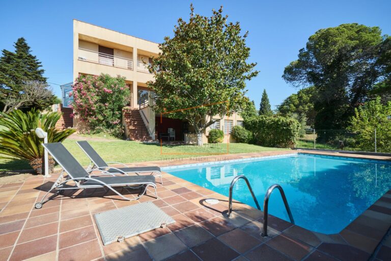 House with pool in Can Duran, near Granollers - Immotècnics