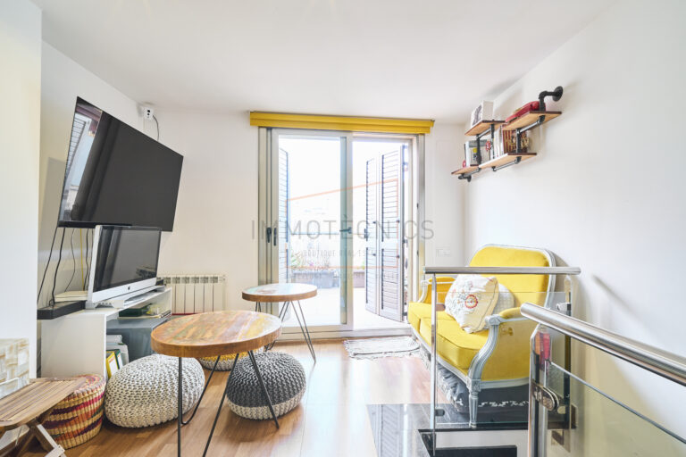 Casa Adosada - Calle Peronella - Barcelona - Immotècnics